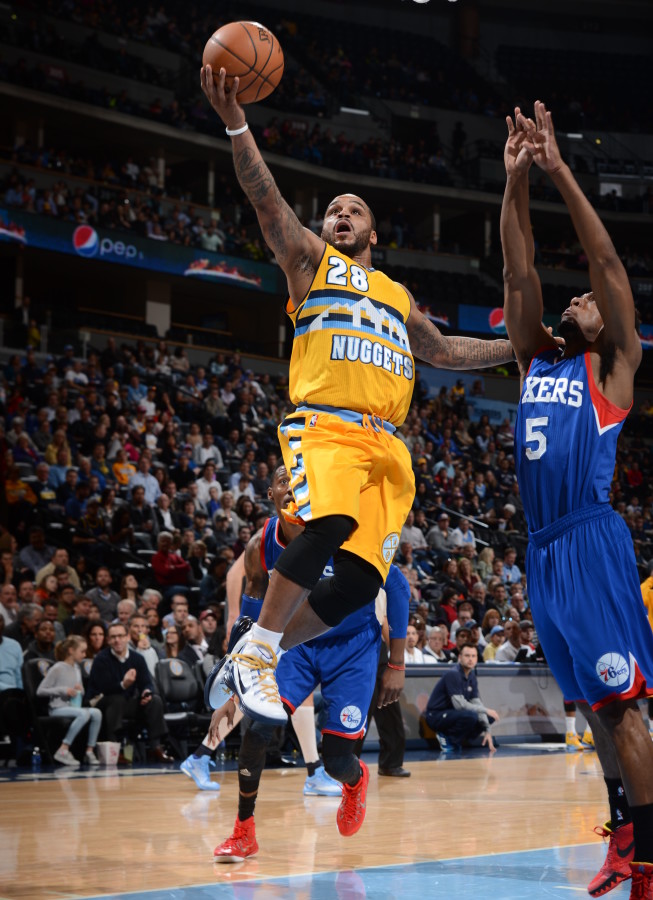 DENVER, CO - MARCH 25: Jameer Nelson #28 of the Denver Nuggets goes up for a shot against the Philadelphia 76ers on March 25, 2015 at the Pepsi Center in Denver, Colorado.

Copyright 2015 NBAE (Photo by Garrett W. Ellwood/NBAE via Getty Images)